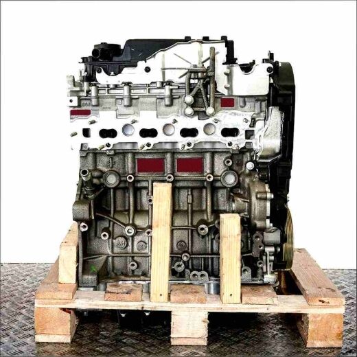 Side view of engine with code 4HH (DW12RUC) on a wooden pallet. The engine, set against a white background, is vertically oriented.