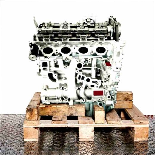 B48 B20 A engine on a wooden pallet against a white background. Side view of the engine, highlighting the cylinder head and engine block.