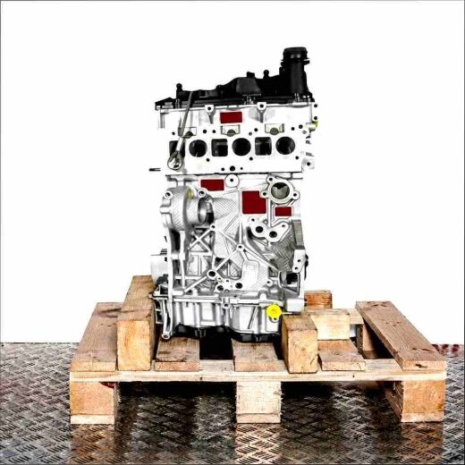 Side view of a CUSA engine on a wooden pallet against a white background. The engine, primarily in gray and black with yellow accents, is vertically oriented.