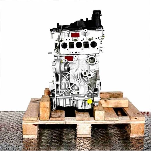 Side view of a CUSB engine on a wooden pallet. The engine is light gray with black and yellow accents against a white background.
