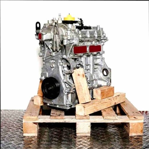 Side view of an H4B 400 engine on a wooden pallet against a white background. The engine is vertically oriented.