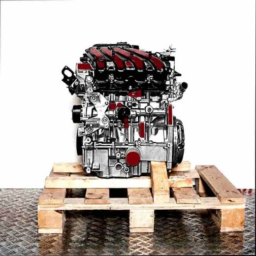 Complete H4M 738 engine on a wooden pallet against a white background. Side view of the engine, oriented vertically.