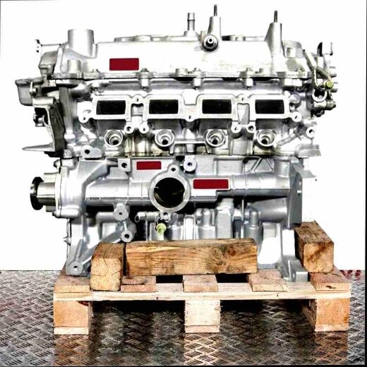 Side view of an H5F 403 engine on a wooden pallet against a white background. The engine is vertically oriented.