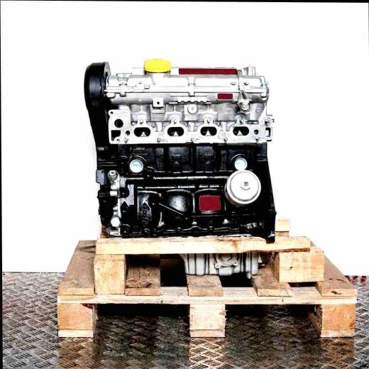 Side view of an X 18 XE1 engine on a wooden pallet against a white background. The engine is vertically oriented.