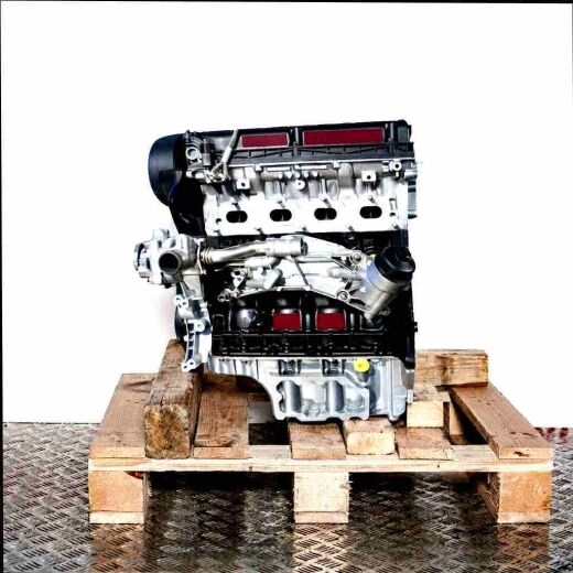 Side view of a Z 18 XER engine on a wooden pallet against a white background. The engine includes various attachments.