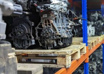 Engine in box for sale and ready for shippment